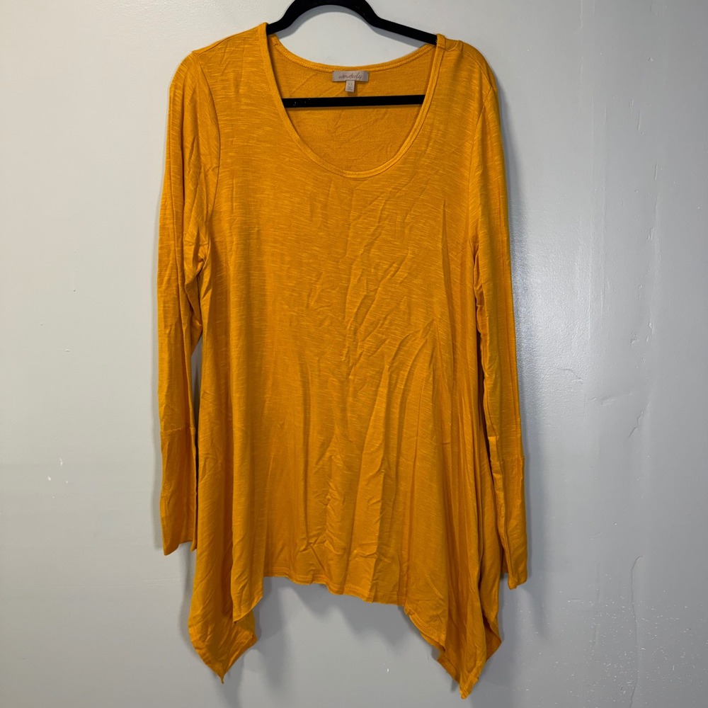 Wonderly Womens XL Mustard Yellow Long Sleeve Sharkbite Hem Tunic Top